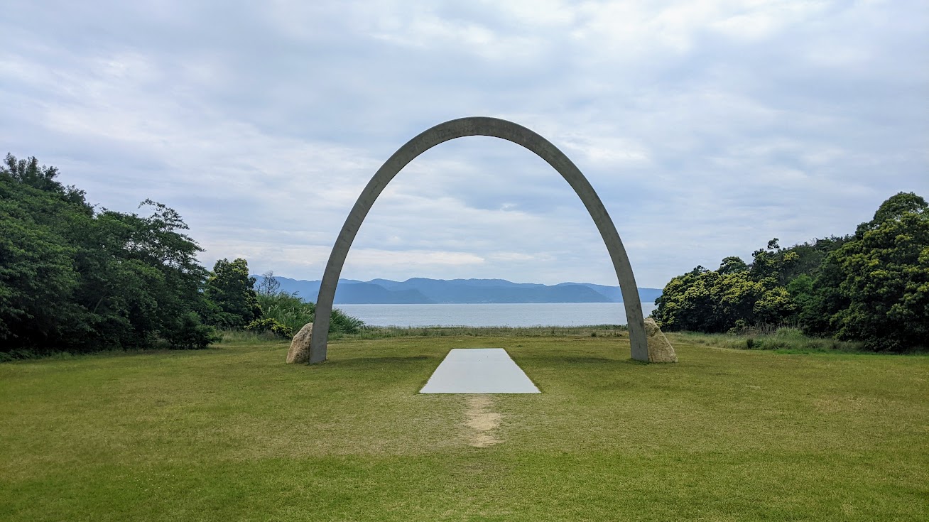 李禹煥美術館の感想と完全ガイド！ - アートをめぐるおもち